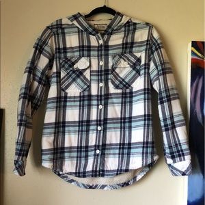 Boston Trader’s fleece-lined heavy flannel shirt